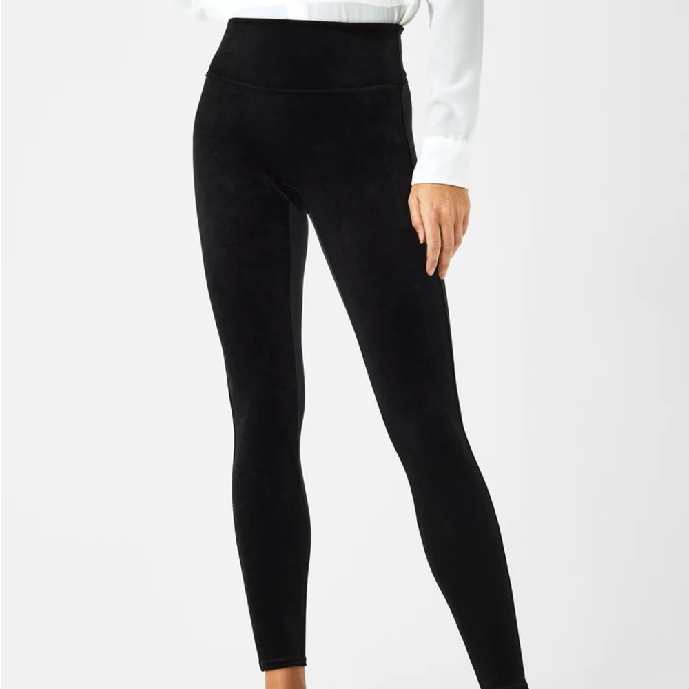 Spanx black velvet leggings NWT size M
